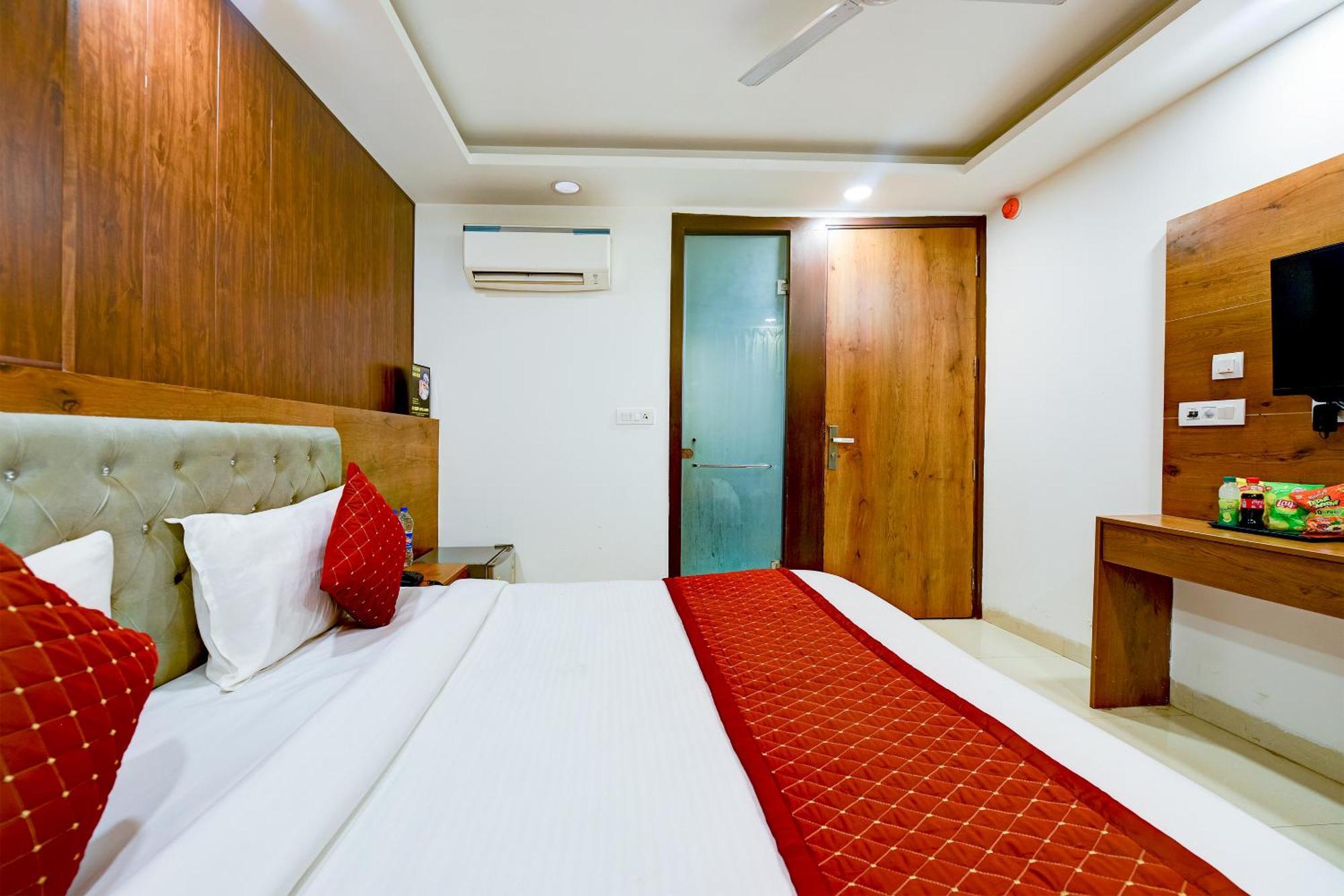 نيودلهي Hotel Grand Qubic Near Delhi Airport المظهر الخارجي الصورة