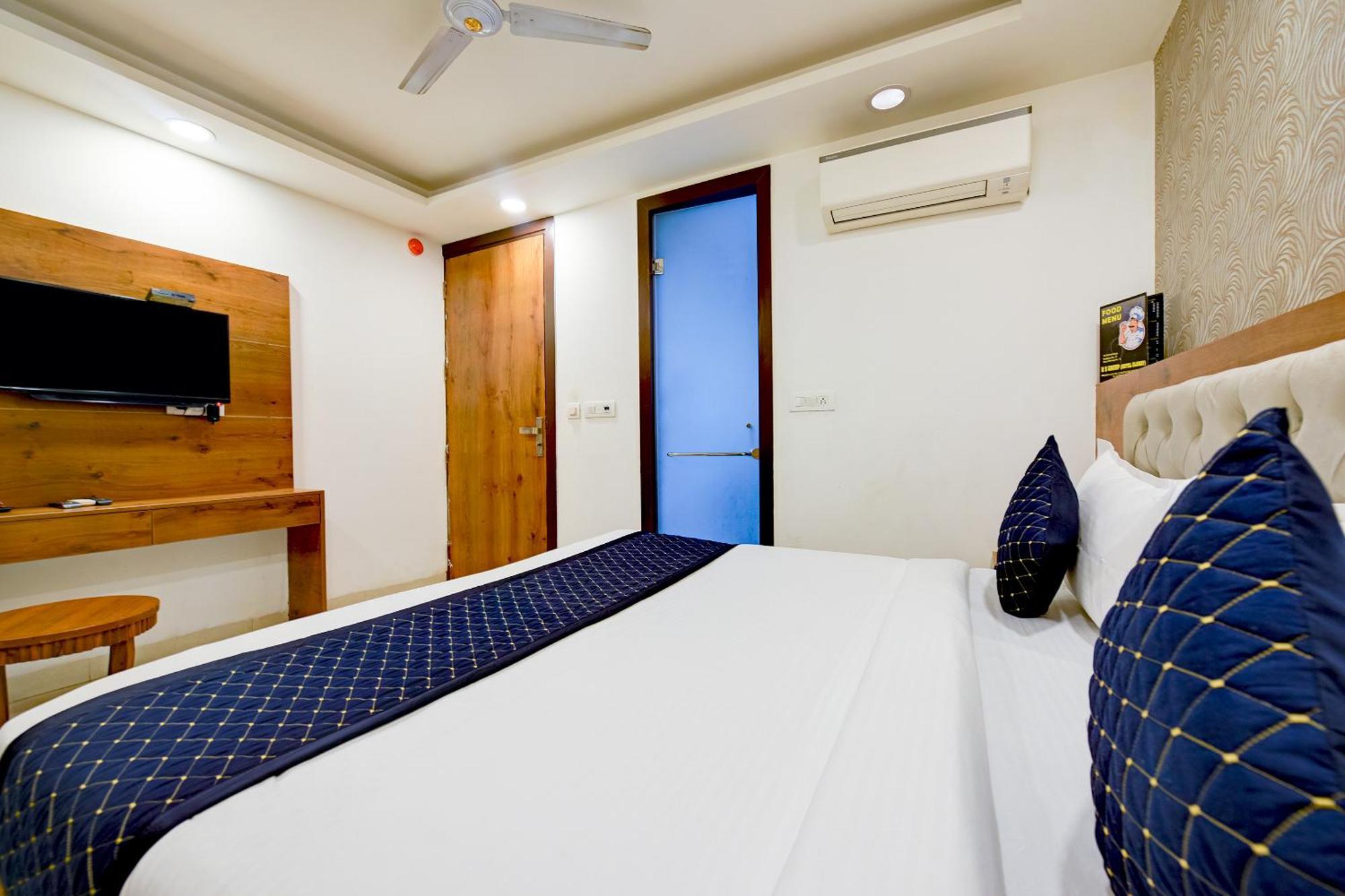 نيودلهي Hotel Grand Qubic Near Delhi Airport المظهر الخارجي الصورة