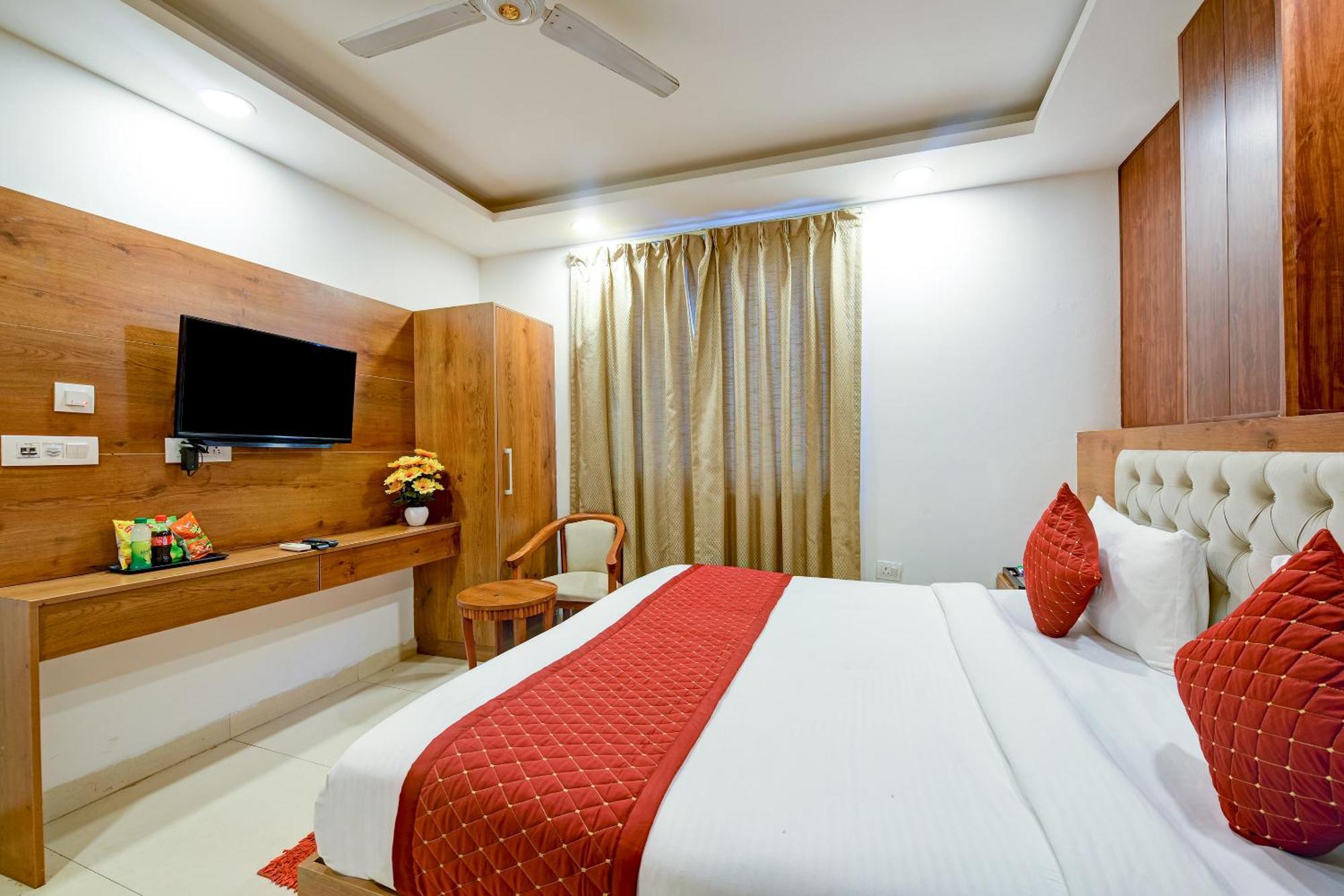 نيودلهي Hotel Grand Qubic Near Delhi Airport المظهر الخارجي الصورة